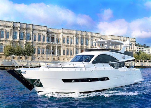 Rent a yacht in Istanbul Bosphorus at a cheap cost - RoomsFinder